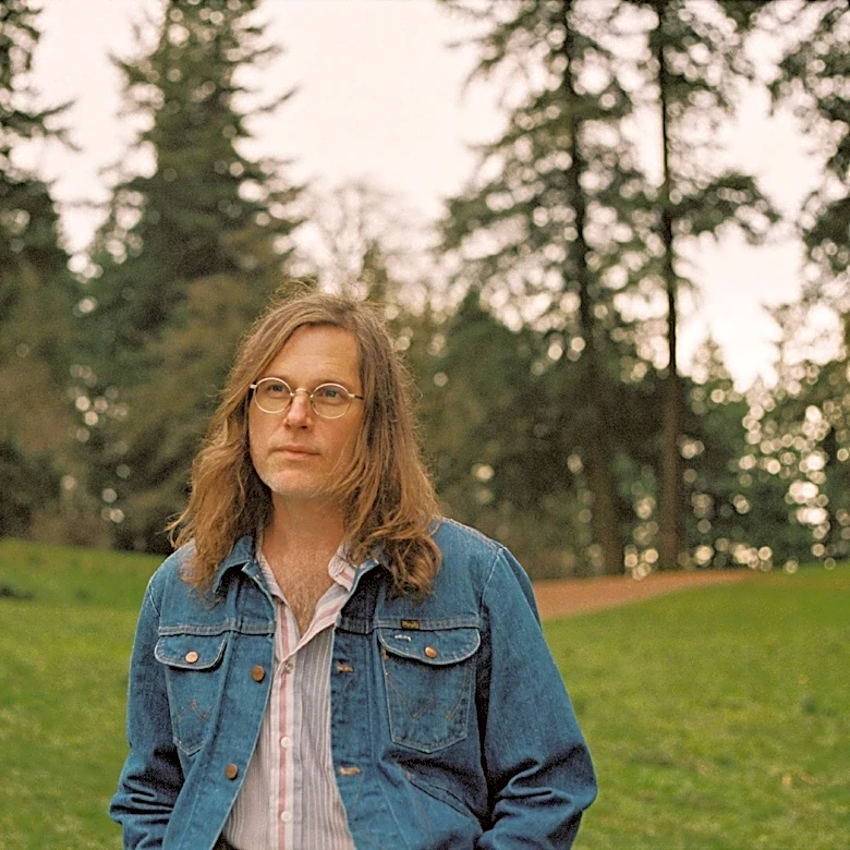 Fruit Bats Find Treasures in the Detritus on the Full-Band Album ‘The Landfill’