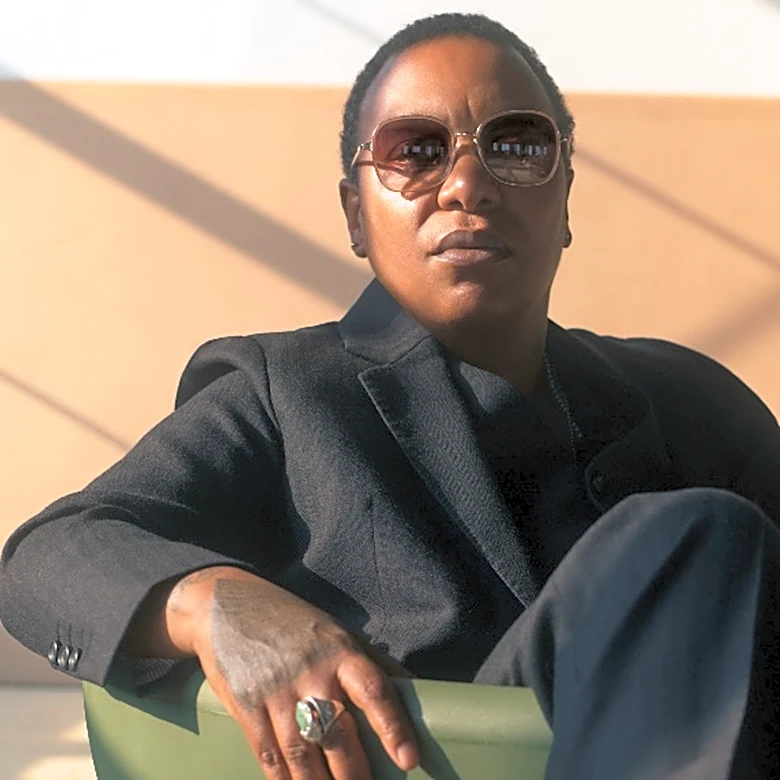 Meshell Ndegeocello Taps Chaka Khan, Cat Power, More for Cover Album ‘Synonym’