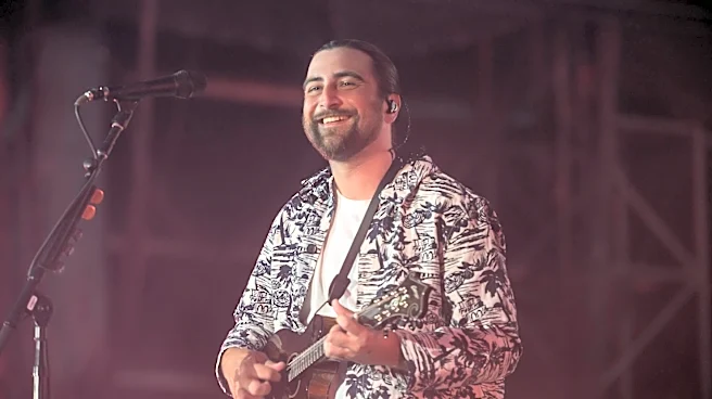 Noah Kahan Gets a ‘Call’ From Congress Ordering Fans to Wear Diapers at Concerts