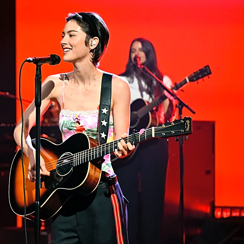 Gracie Abrams Earns First-Ever Number One Album With ‘Daughter from Hell’