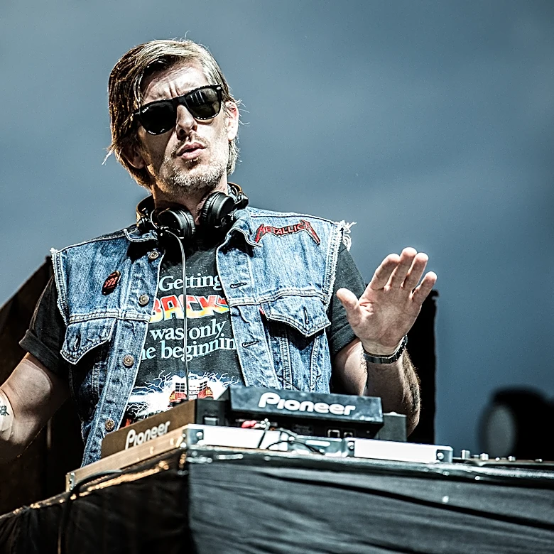 Kavinsky, French DJ-Producer Whose Chilly ‘Nightcall’ Defined ‘Drive,’ Dead at 50