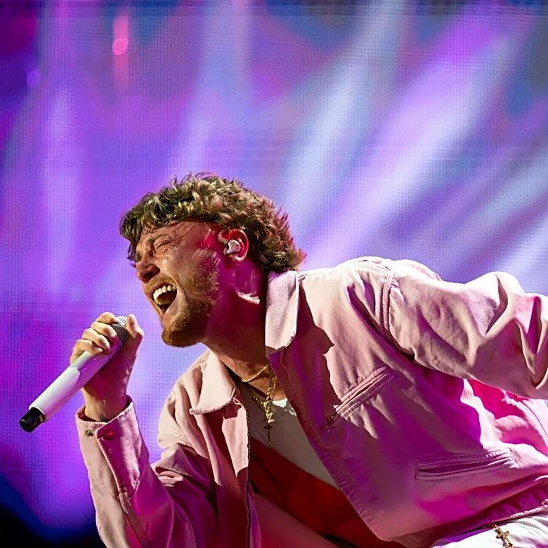 Bailey Zimmerman Cancels European Tour, Citing ‘Important Family Matters’