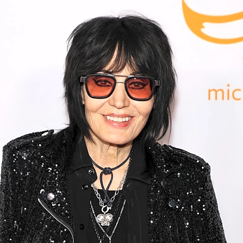 Joan Jett Cancels Upcoming Shows After Surgery From a Fractured Vertebra