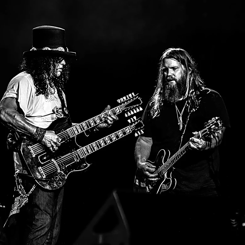 See Chris Stapleton Perform ‘Patience’ With Guns N’ Roses Members in Toronto