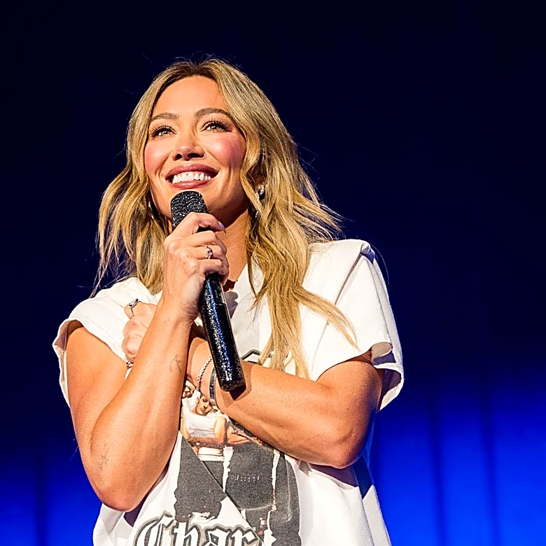 Six Reasons Why You Should See Hilary Duff’s Tour Right Now