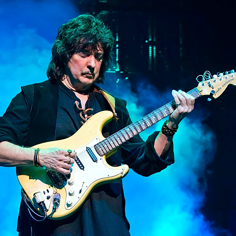 Watch Ritchie Blackmore Reunite With Deep Purple For ‘Smoke on the Water’