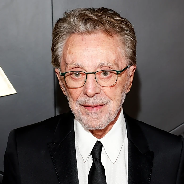 Frankie Valli Says ‘I Am Not Retired,’ His Brother Bobby Apologizes for Being ‘Misinformed’