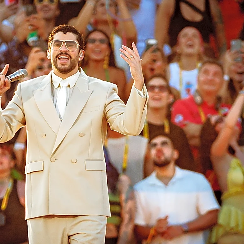 Bad Bunny Is Bringing ‘Debí Tirar Más Fotos’ World Tour Back Home to Puerto Rico