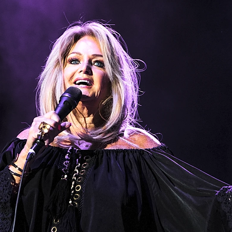 Bonnie Tyler’s Funeral Featured a Choir Performing ‘Total Eclipse of the Heart’