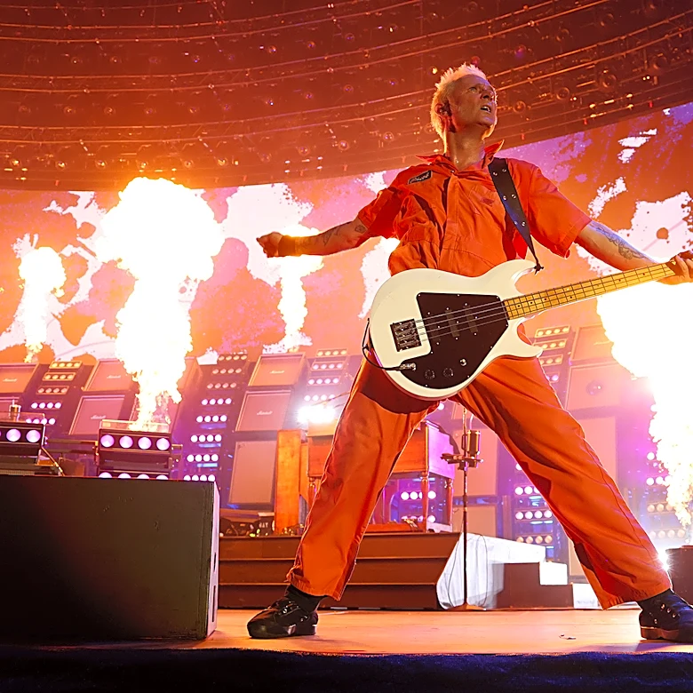 Green Day’s Mike Dirnt to Sell One-of-a-Kind Bass Guitars, Clothing, More on Reverb