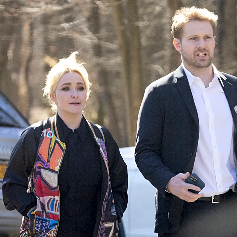 Hayden Panettiere’s Neighbor Says She Called 911 Several Times to Report Disturbances: ‘She Was Terrified’