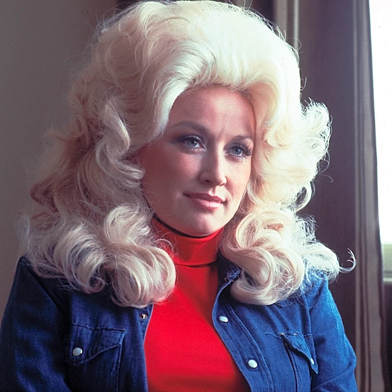 Trump Orders Flags Flown at Half-Staff for Dolly Parton