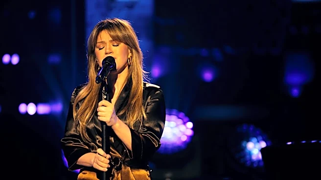 Watch Kelly Clarkson’s Sensational Cover of ‘Golden’ on Final Show