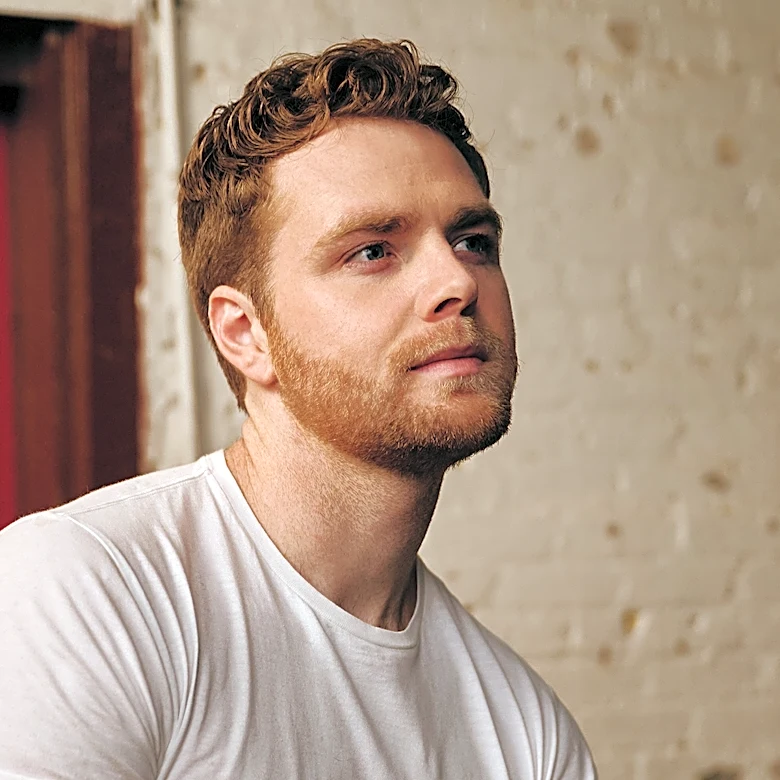 Alex Warren Is Kindly and Earnest Enough to Make You Root For Him