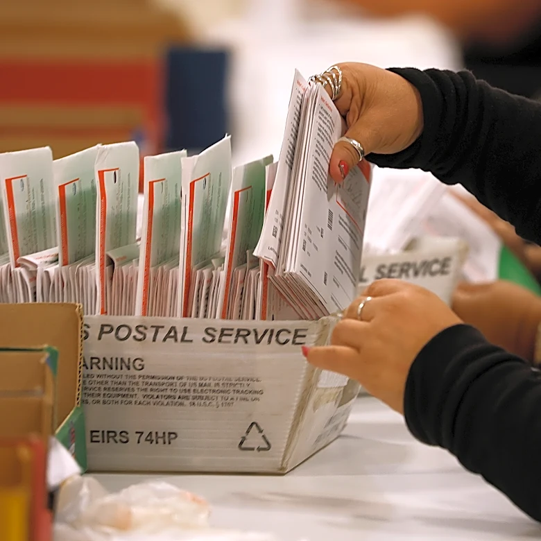 Whistleblower Warns of Chaotic Trump Plan to Meddle With USPS Ballot Processing