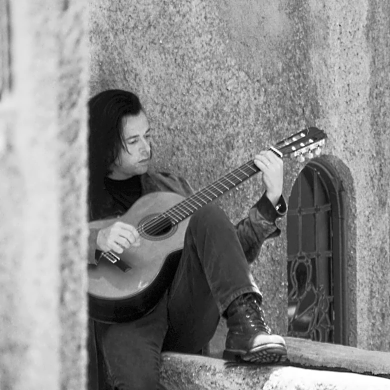 Tears for Fears’ Roland Orzabal Sows the Seeds of Life in Bestselling ‘Astrological‘ Memoir