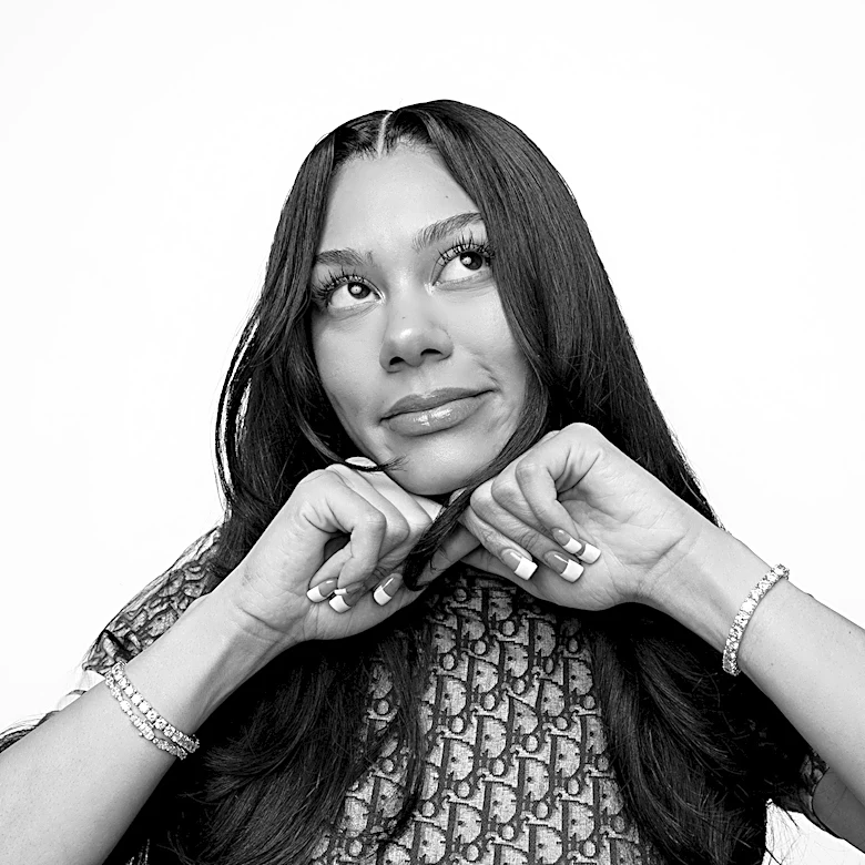Allow Karrahbooo to Reintroduce Herself