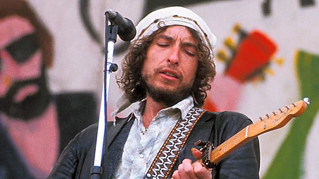 Bob Dylan Announces Massive 39-Disc Box Set Chronicling 1976 Rolling Thunder Revue