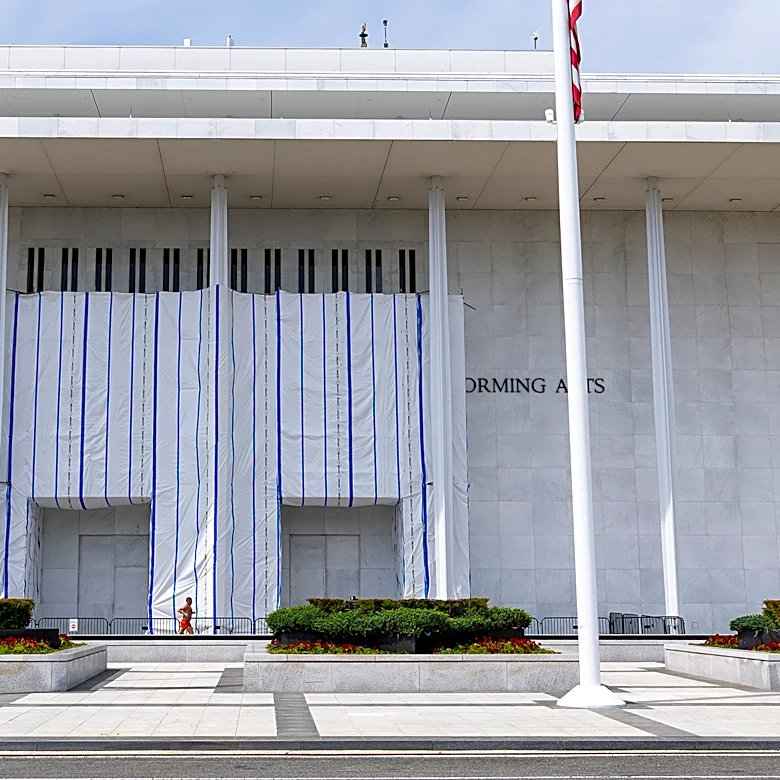 Trump Is Ready to Close the Kennedy Center Because He Can’t Put His Name on It