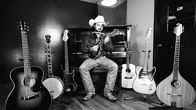Ian Munsick Finds His American West Avatar on New Album ‘The Mountain Goat’