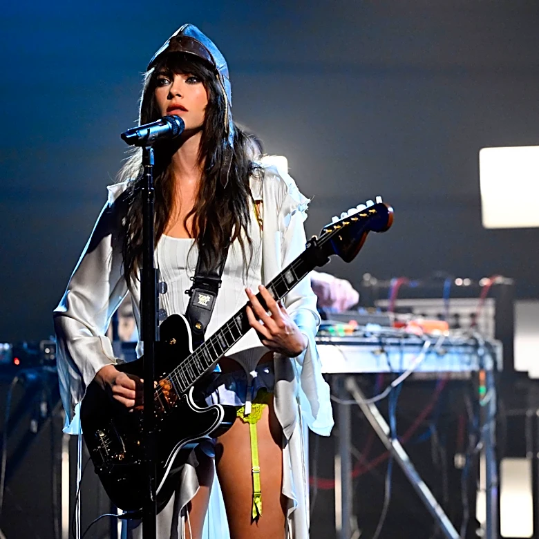 Watch Cara Delevingne Perform ‘Crazy, Baby’ on ‘Fallon’