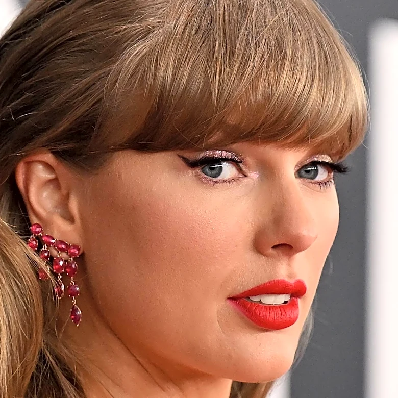 Taylor Swift to Premiere ‘Patient Zero’ Video Co-Starring Dakota Johnson, Colin Farrell During VMAs