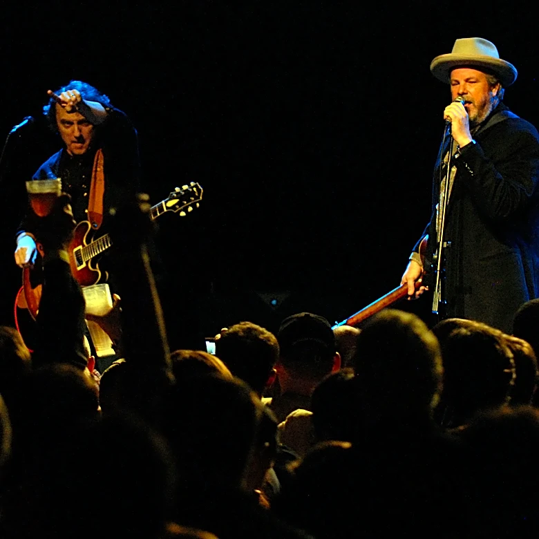 Robert Earl Keen’s Longtime Guitarist Received an ALS Diagnosis. Texas Music Is Rallying