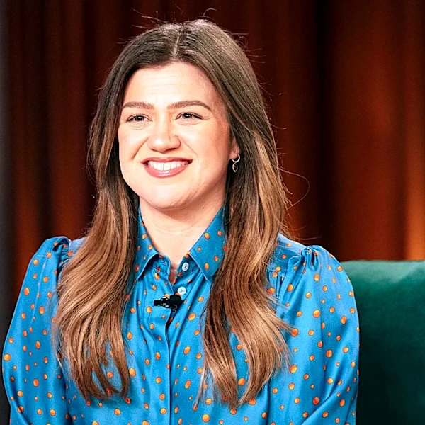 Kelly Clarkson’s AI Hot Take Sparks Tons of Online Hate