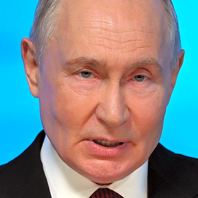 As Trump Dithers, Ukraine War Is Approaching a ‘Fatal Point of No Return’