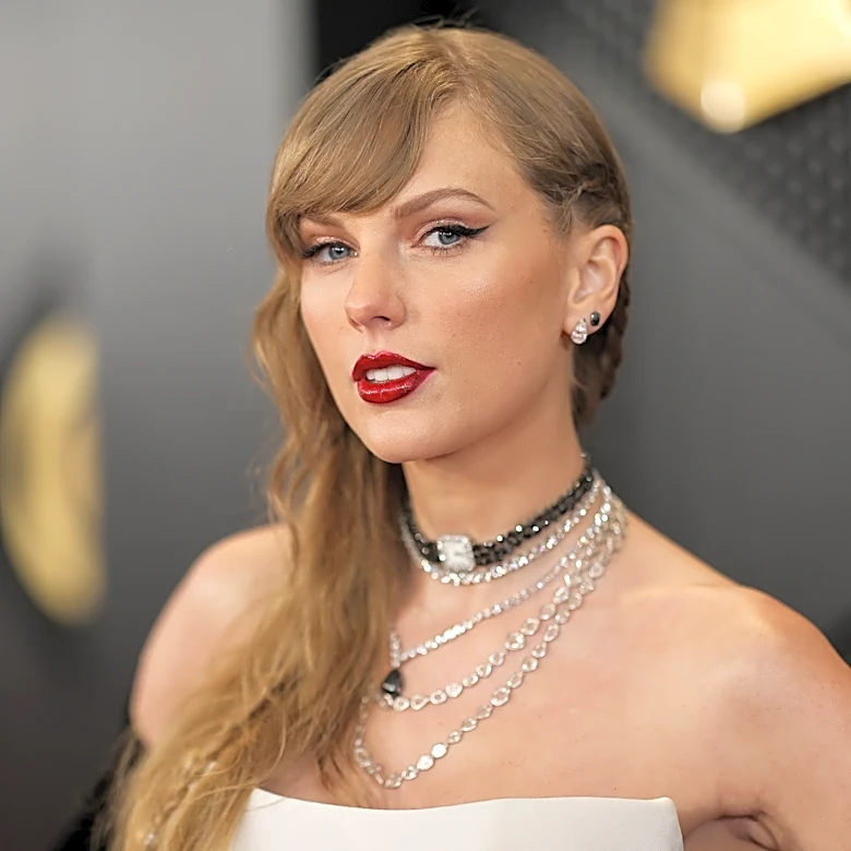 Why Is This Surprising Taylor Swift Deep Cut Trending?