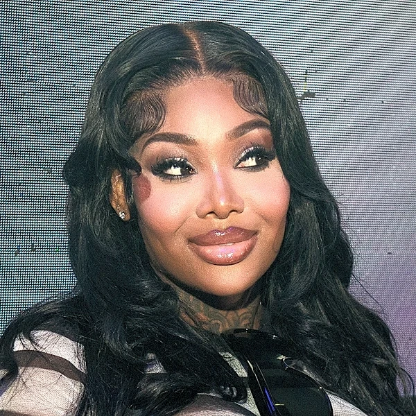 Summer Walker Claims Label ‘Fraudulently’ Hid YouTube, Amazon Cash as Contract War Escalates