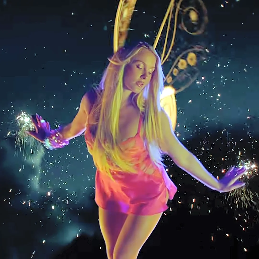 Zara Larsson Transforms Into a Fairy, a Mermaid, and More in ‘Blue Moon’ Video