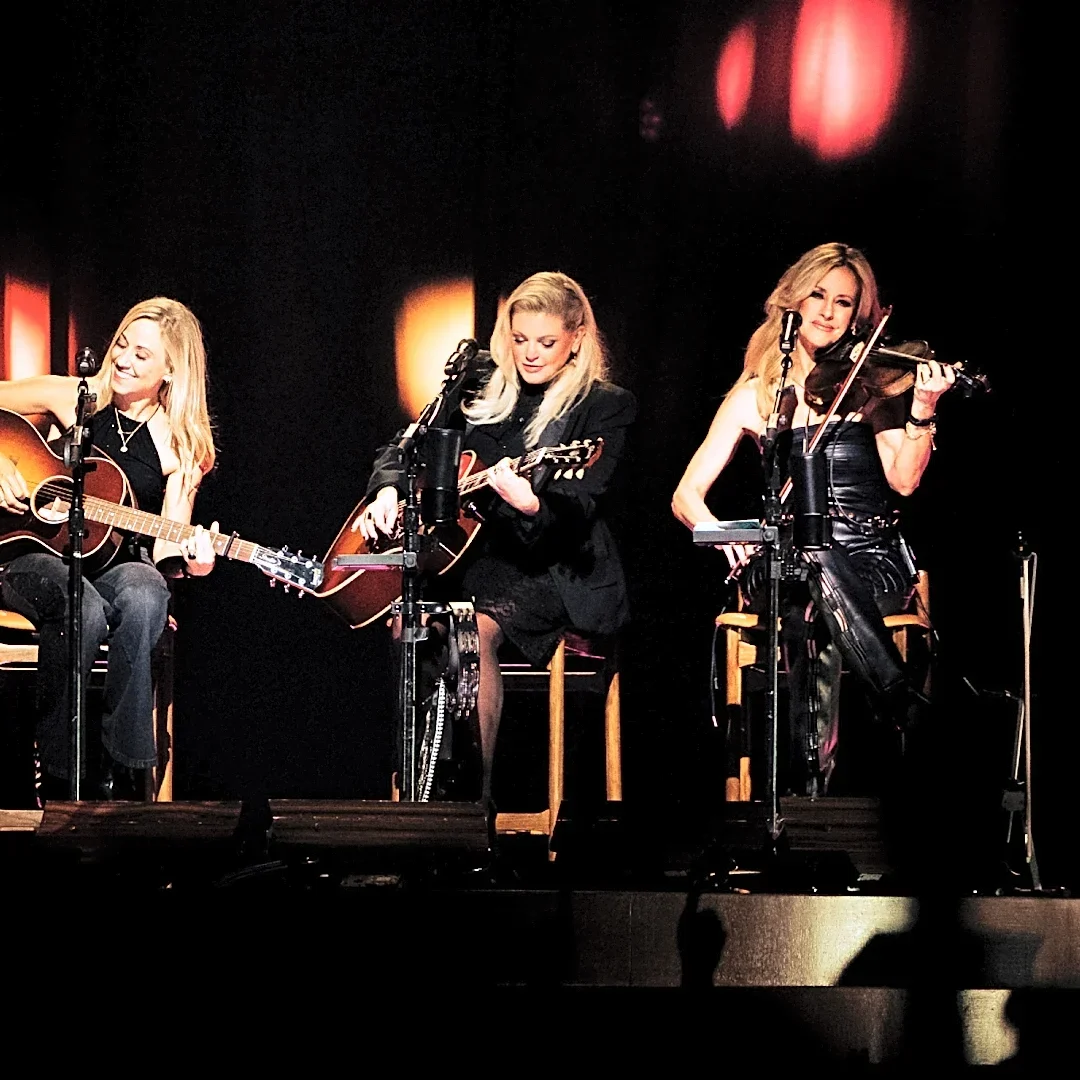 The Chicks Return to Nashville for an Empowering Concert That Refuses to Make Nice