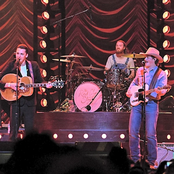 See Red Clay Strays and Zach Top Pay Tribute to the Late John Anderson