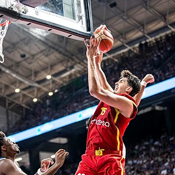 Thunder rookie Aday Mara registers double-double for Spain in FIBA qualifier