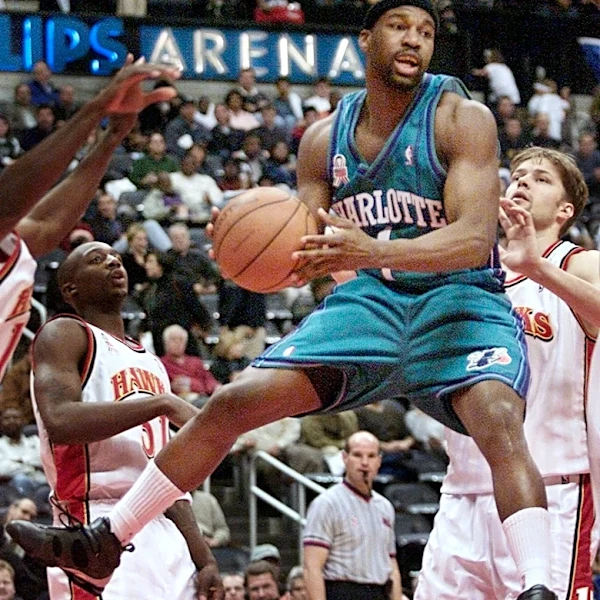 Charlotte Hornets jersey history No. 1 Baron Davis 1999-2002