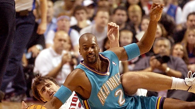 Charlotte Hornets jersey history No. 2 Stacey Augmon 2001-2002