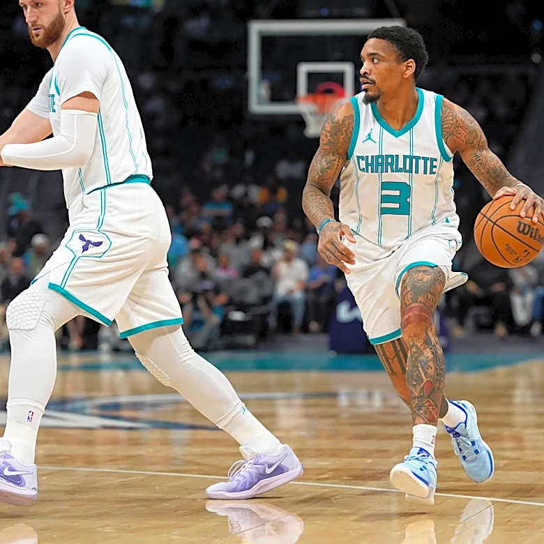 Charlotte Hornets jersey history No. 3 DaQuan Jeffries 2024-2025