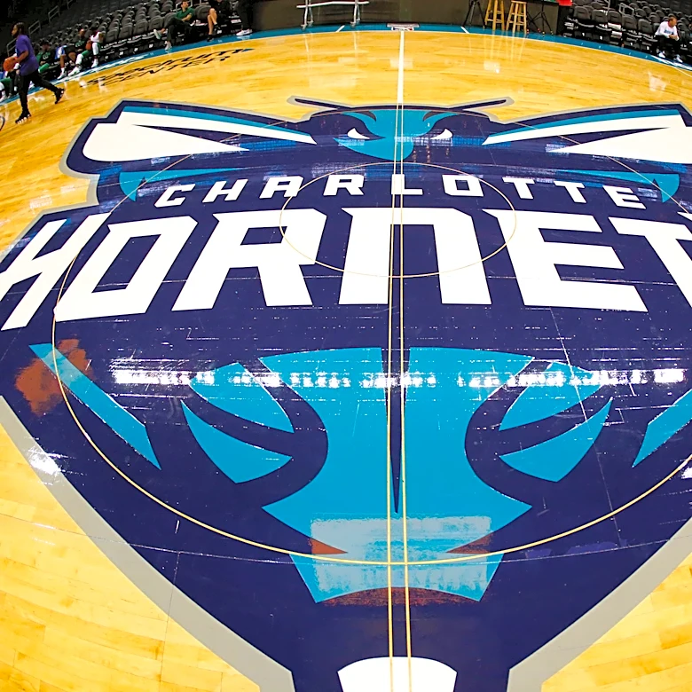 Charlotte Hornets jersey history No. 4 Darrin Hancock 1994-1996