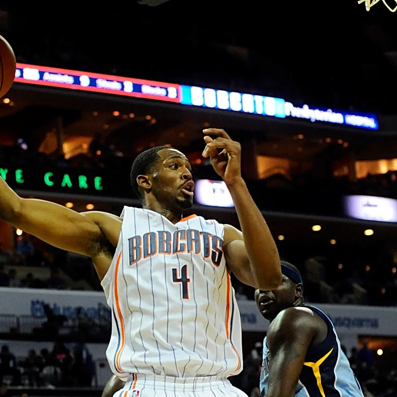 Charlotte Bobcats jersey history No. 4 Derrick Brown 2009-2011