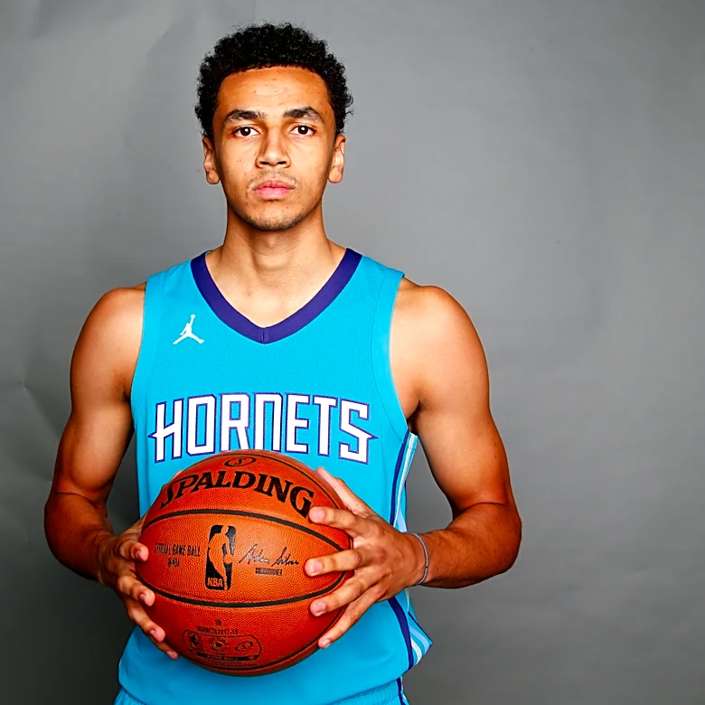 Charlotte Hornets jersey history No. 4 Marcus Paige 2017-2018