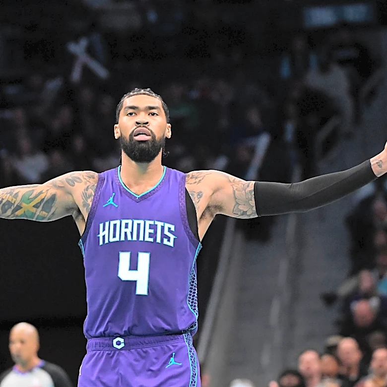 Charlotte Hornets jersey history No. 4 Nick Richards 2020-2025