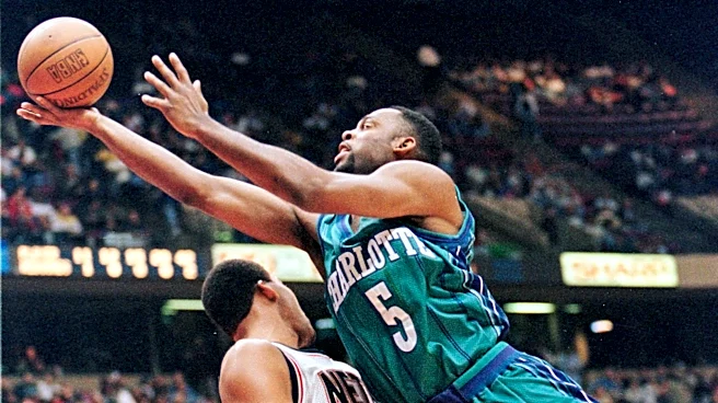 Charlotte Hornets jersey history No. 5 Donald Royal 1996-1998