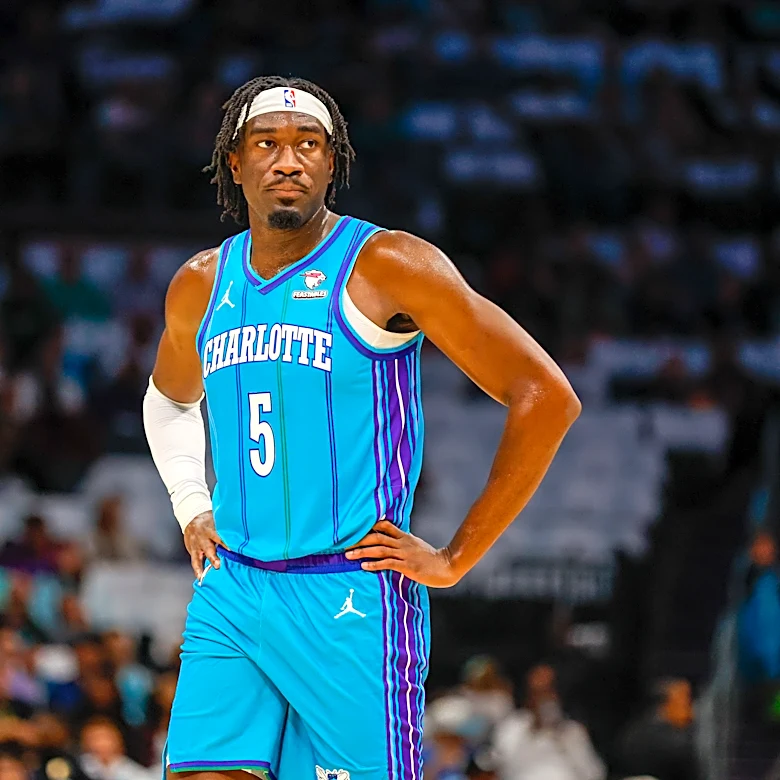 Charlotte Hornets jersey history No. 5 Mark Williams 2022-2025