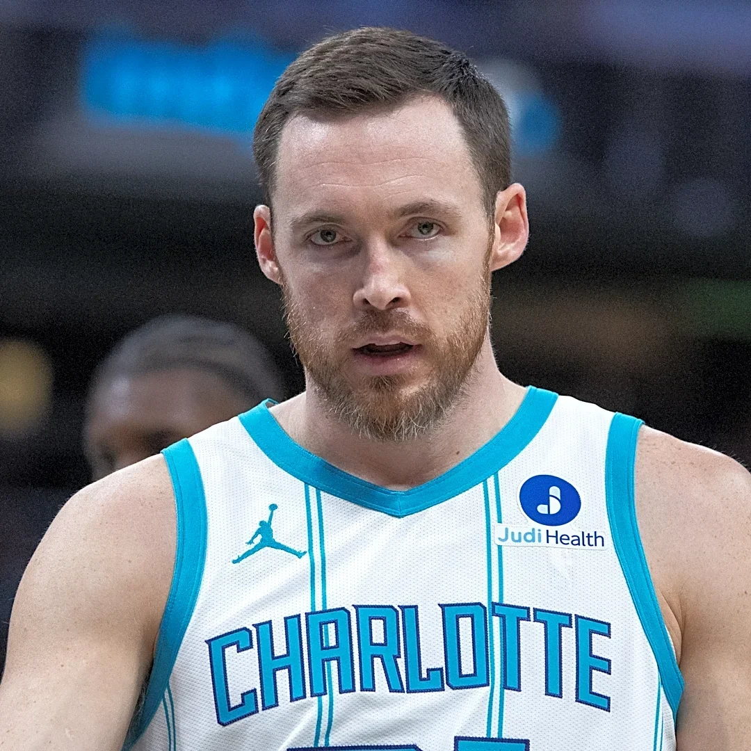 Charlotte Hornets waive former NBA champion to trim roster