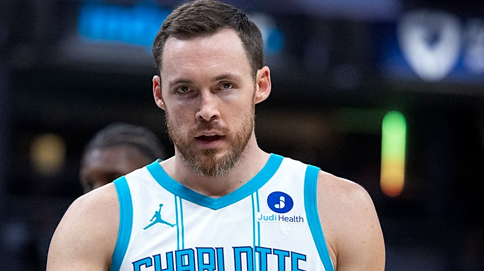 Charlotte Hornets waive former NBA champion to trim roster