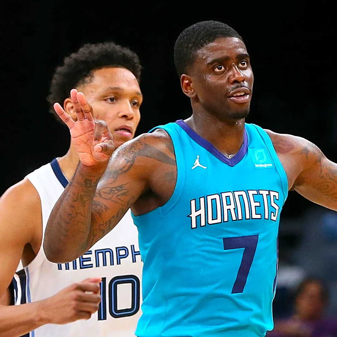 2 former Charlotte Hornets listed among best players outside the NBA
