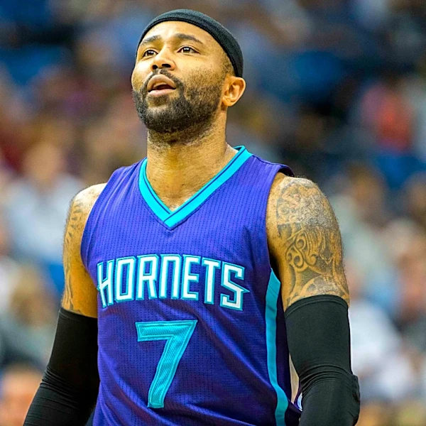 Charlotte Hornets jersey history No. 7 Mo Williams 2014-2015