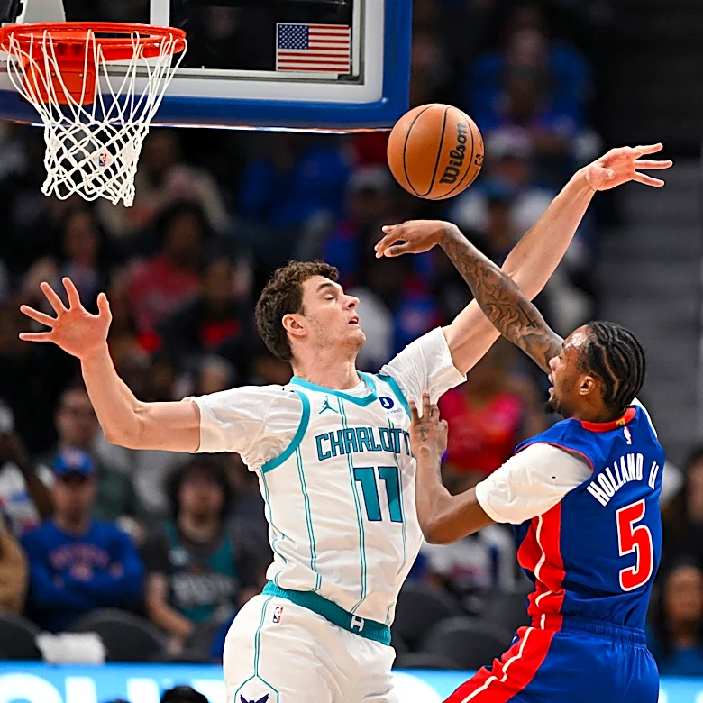 Photos: Best images from Hornets' 97-89 loss against Detroit