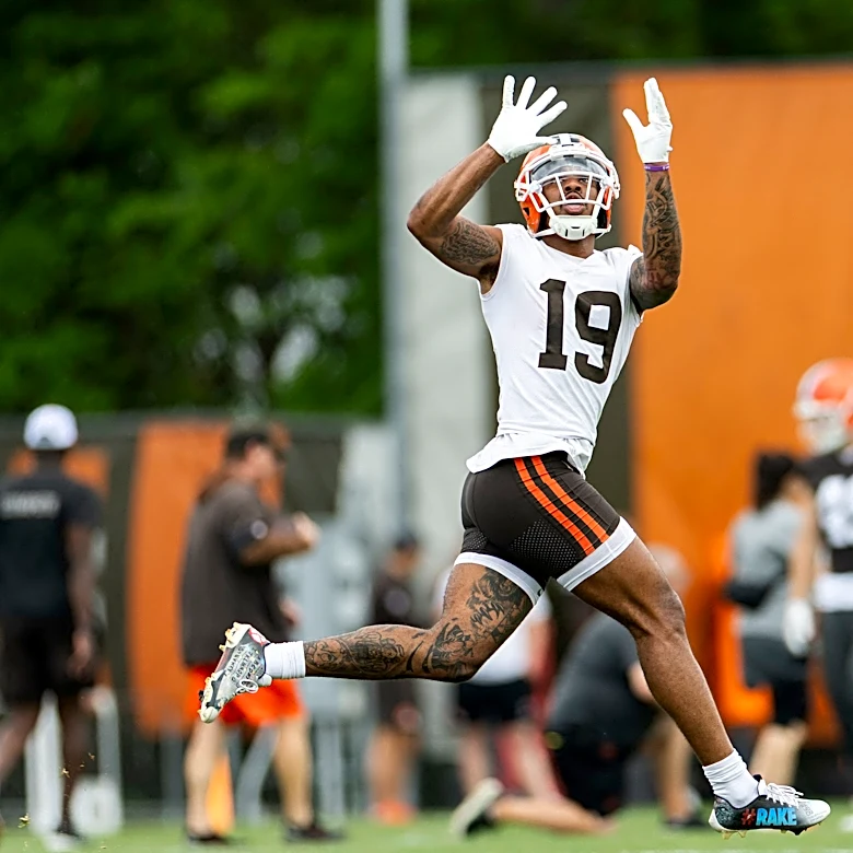 A closer look at new Saints wide receiver Cedric Tillman